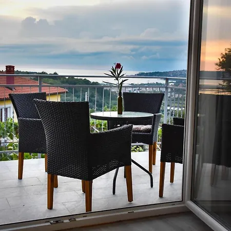 Apartma Med Oljkami - Portoroz Exterior photo